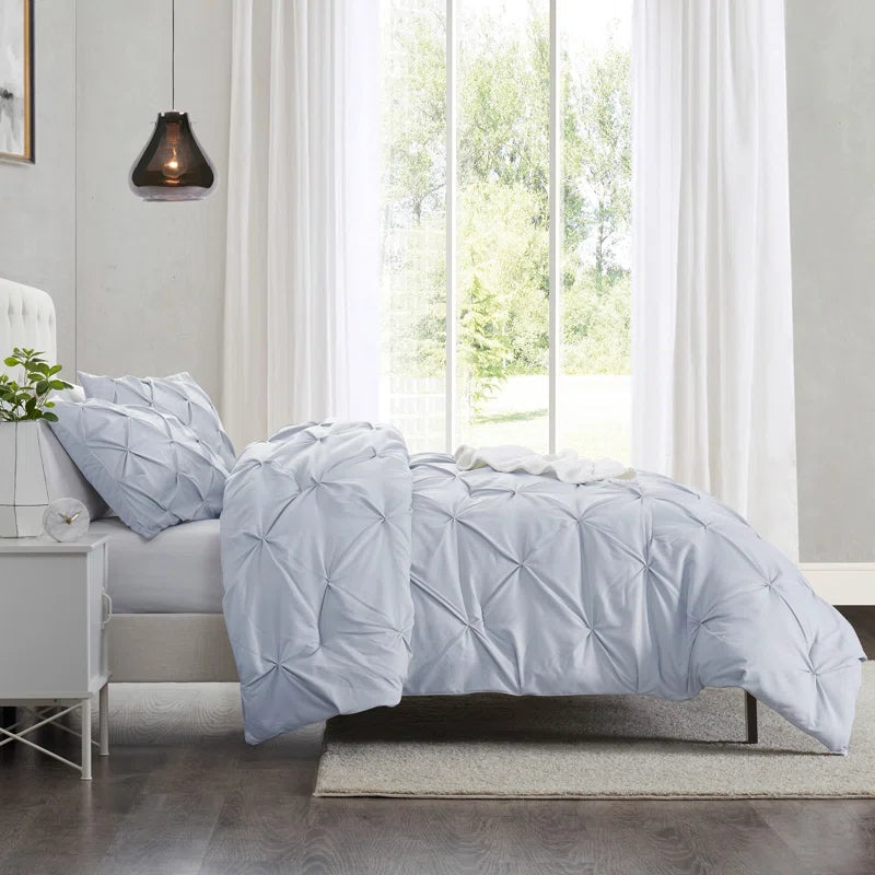 Pintuck Comforter - Ice Blue
