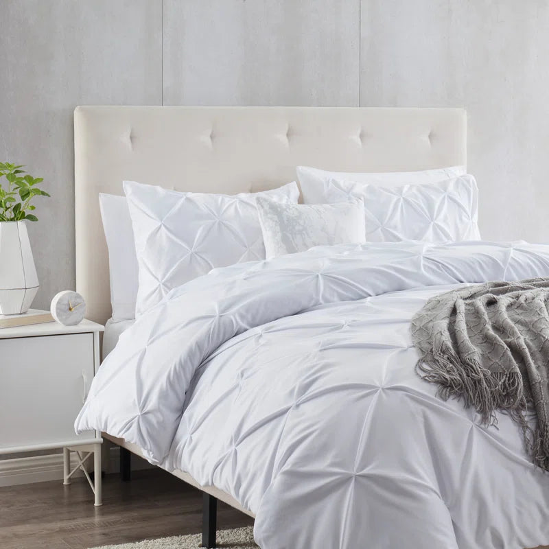 Pintuck Comforter - Off White