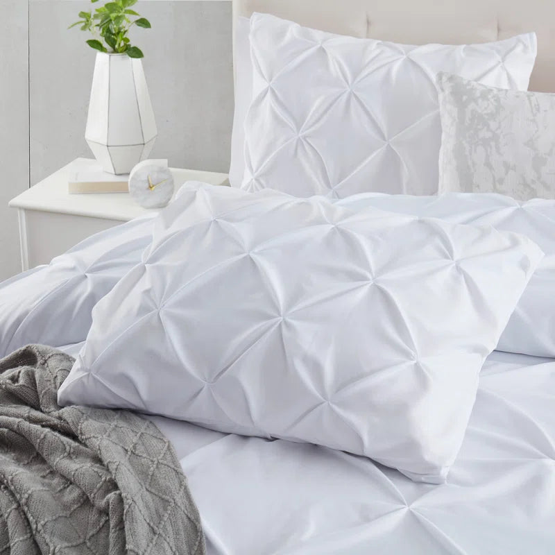 Pintuck Comforter - Off White