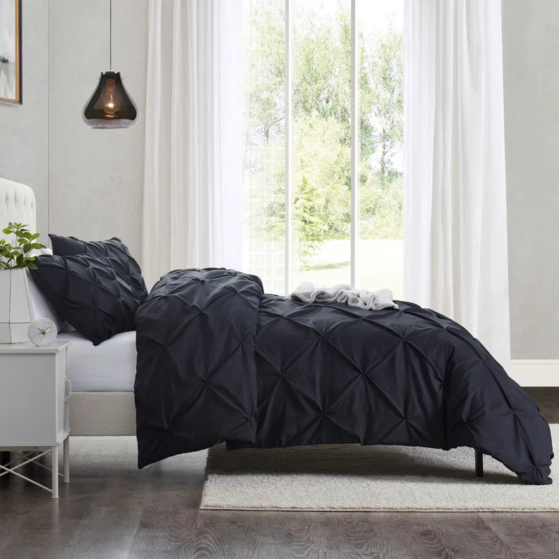 Pintuck Comforter - Black