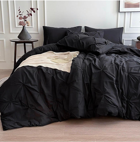Comforter - Pintuck - Black
